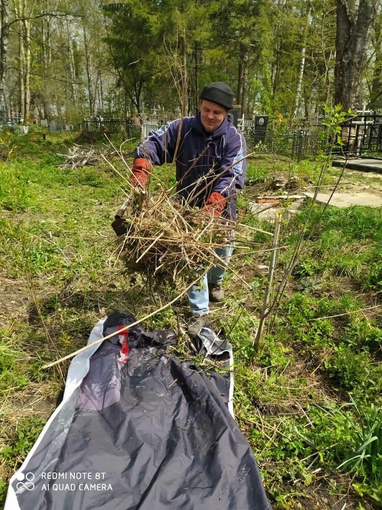 БЛАГОУСТРОЙСТВО МОГИЛЫ ПАВШИХ ОТ РАН В ГОСПИТАЛЯХ Р.П. БАШМАКОВО
